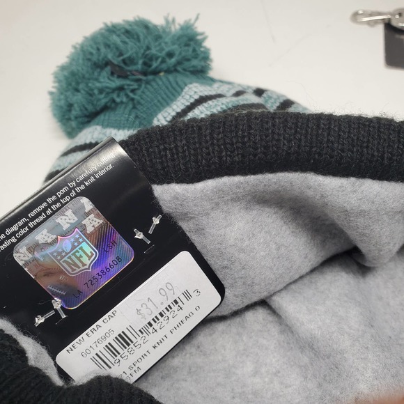 NEW 2021 NFL NEW ERA ON FIELD SIDELINE POM BEANIE - Philadelphia Eagles - Picture 3 of 4